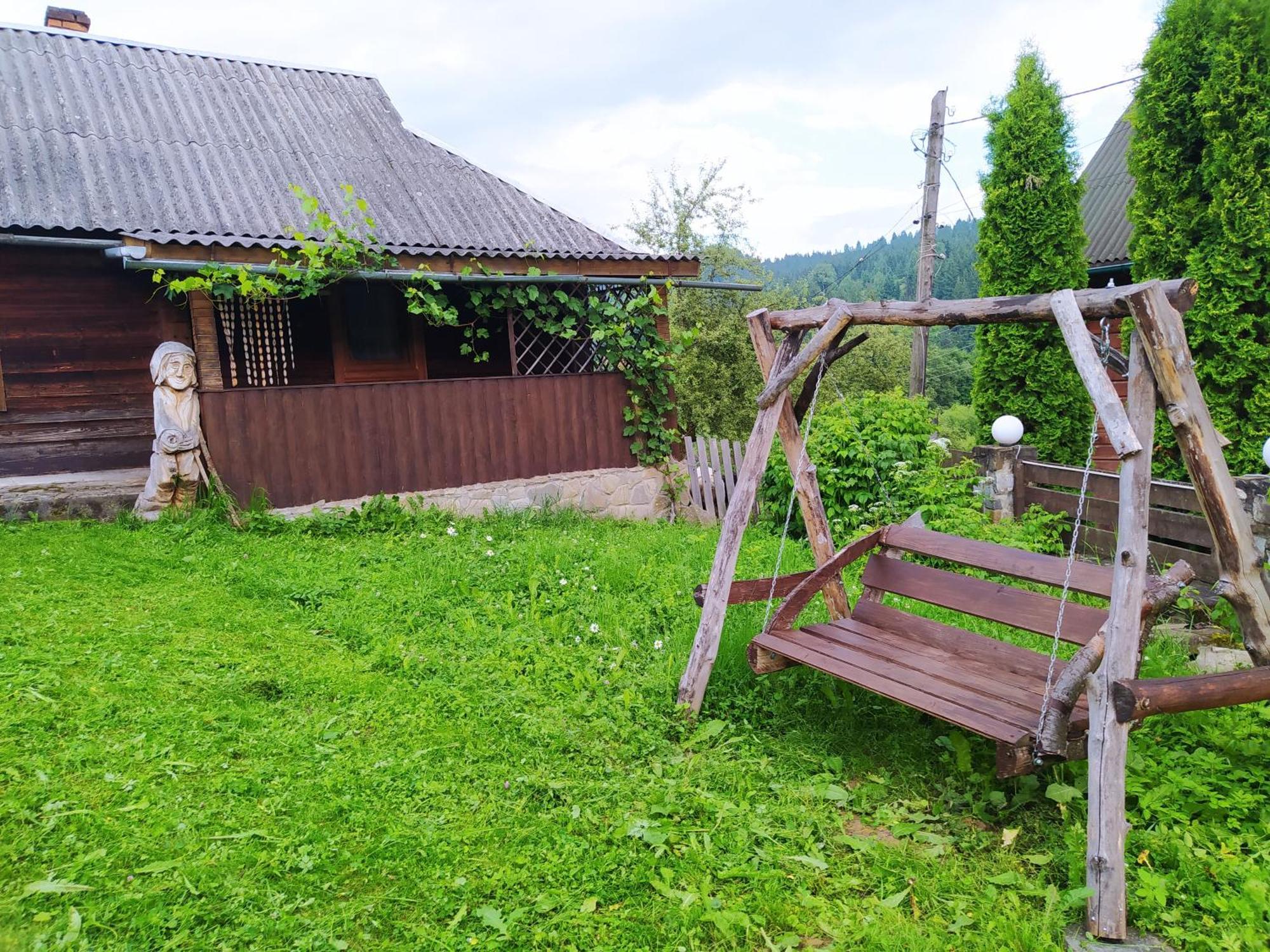Starovitska Hata - Ethno-Cottage Verkhovyna Luaran gambar